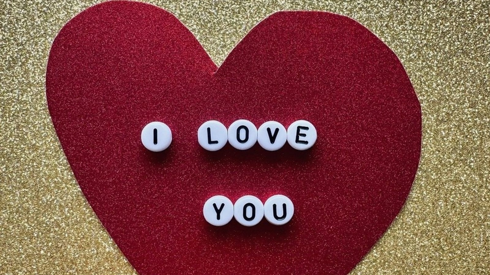 Cancer Weekly Love Horoscope: Predictions for Your Heart and Love Life Next Week