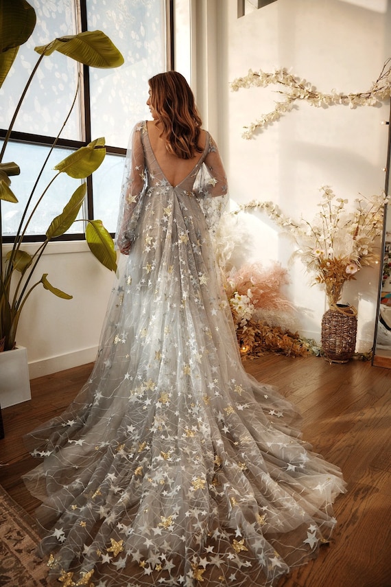 Stunning Dress with Constellations: Unique & Elegant Styles