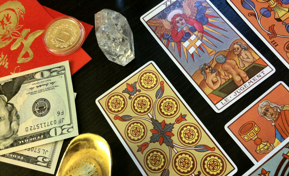Is Wengo Tarot Worth Your Money? (Weighing the Pros and Cons of Online Readings)