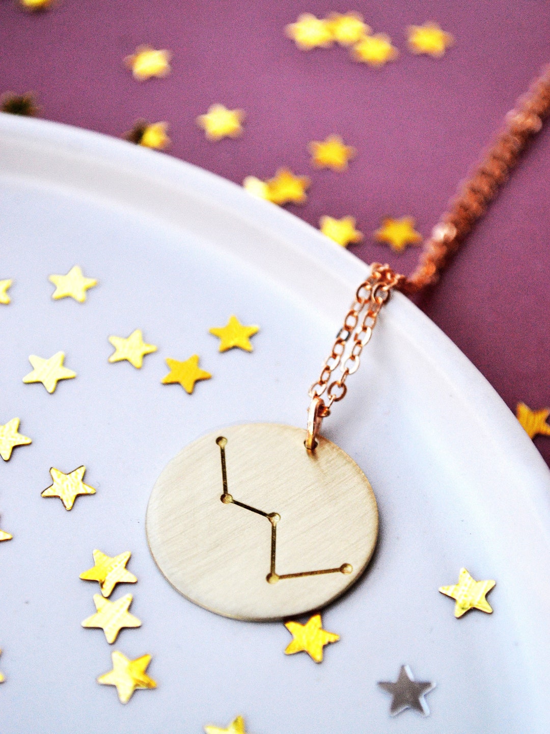 Cassiopeia Constellation Necklace: Simple Design, Elegant Style